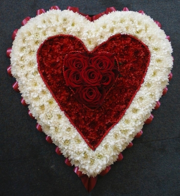 Red and White Heart (Rose Centred)