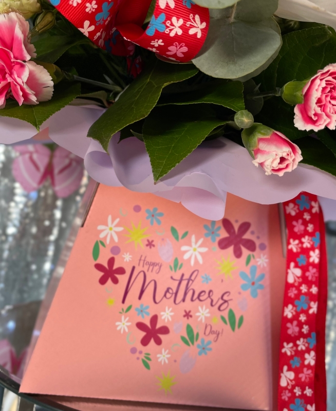 Diana Mother’s Day Flowers
