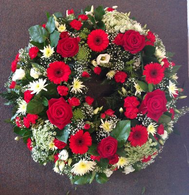 Wreath Red White Colchester