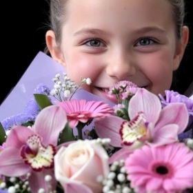 Victoria Bouquet – pastel pink & lilac luxury flowers – same-day delivery Colchester – Jennifleurs